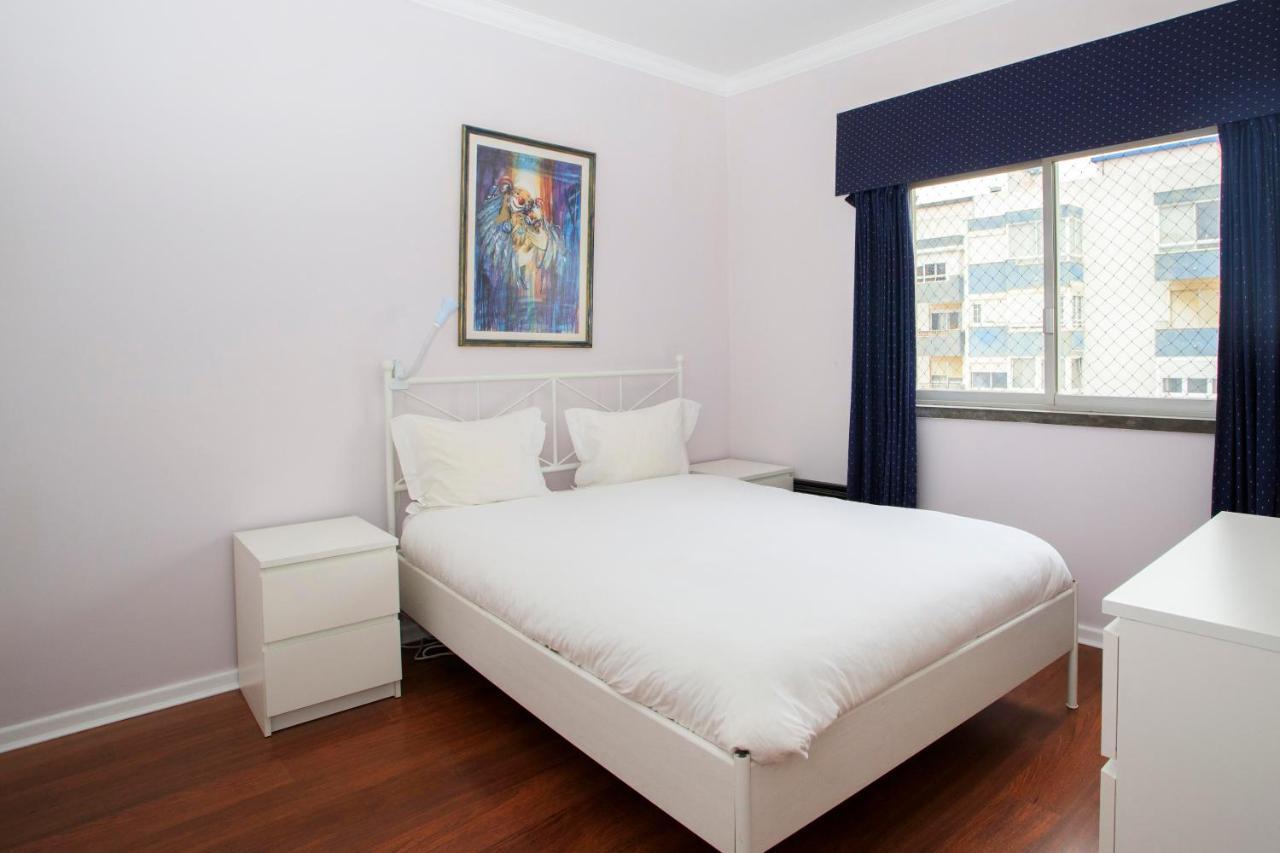 Vistaomar Apartment เซาโจเอา โด เอชโตริล ภายนอก รูปภาพ