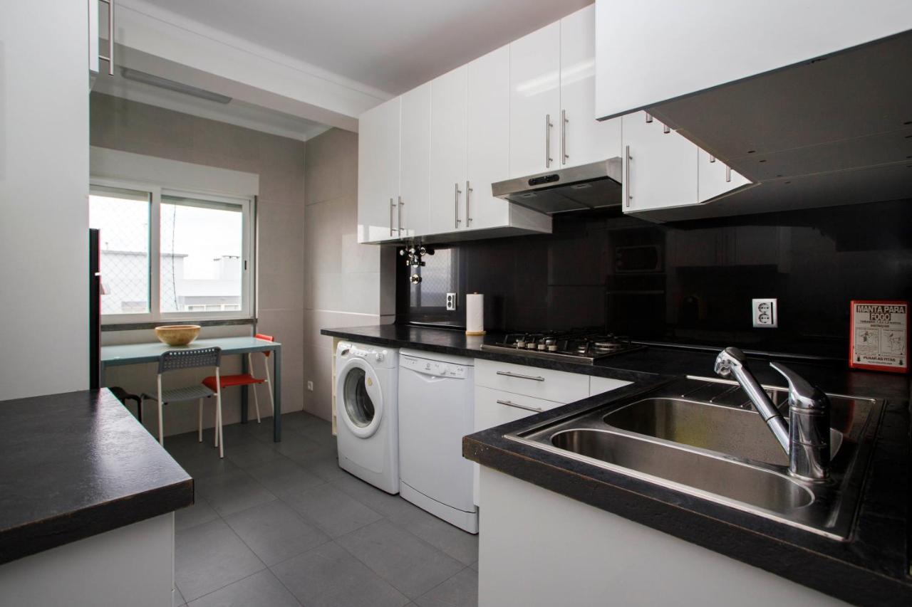 Vistaomar Apartment เซาโจเอา โด เอชโตริล ภายนอก รูปภาพ